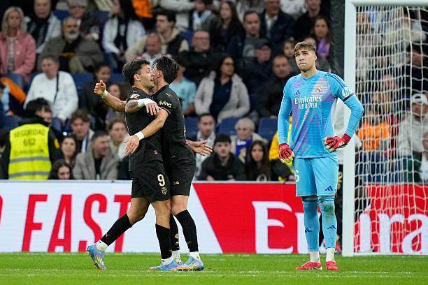 全明星赛赛程吃紧;瓦伦西亚转会期绝杀压哨;气氛紧张;控场能力受关注 全明星赛赛程吃紧;瓦伦西亚转会期绝杀压哨;气氛紧张;控场能力受关注