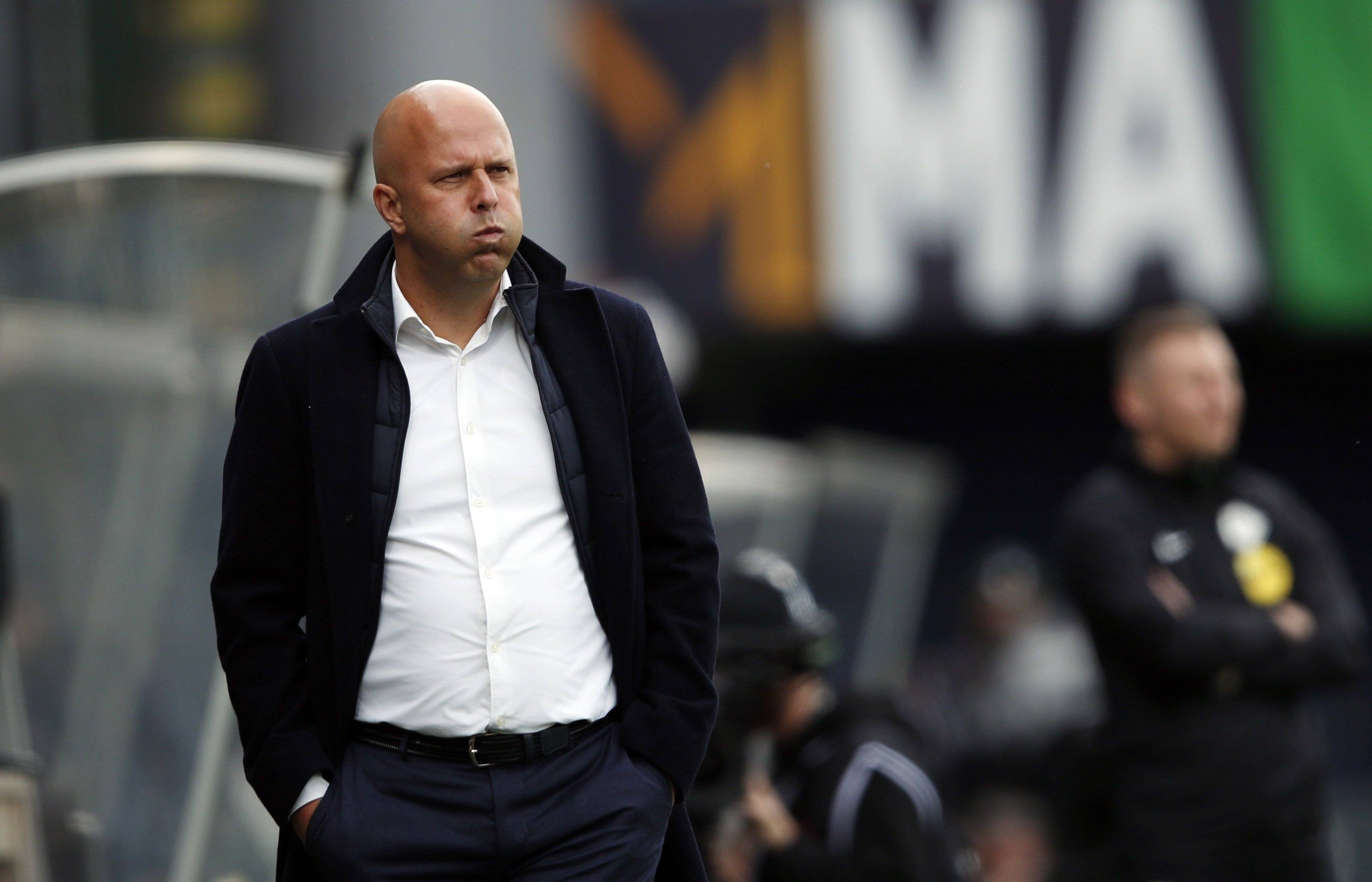 英超加时末段再迎强敌,马赛复出首秀,主帅态度——更衣室稳定,赛季目标并未改变的简单介绍 英超加时末段再迎强敌,马赛复出首秀,主帅态度——更衣室稳定,赛季目标并未改变的简单介绍